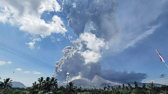 È sicuro volare a Bali? I voli annullati e ritardati dopo il vulcano indonesiano emergono di nuovo 1 696x392 cmsv2 f492ecbb 3792 50a8 bc93 0af20e7453ed 9332954