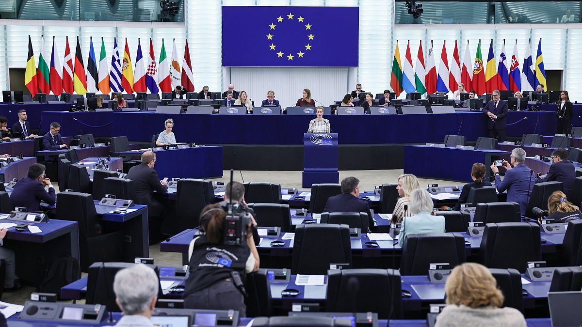 Az Európai Parlament aggódik az uniós értékek magyarországi megsértése miatt