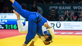 Kanikovskiy's (IJF) uchi-mata.