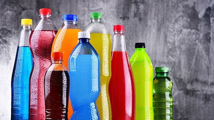 Fact-checking: l'Unione europea non sta vietando la CO2 nelle bevande