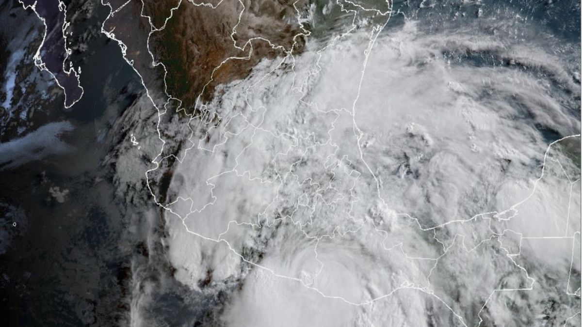 L'ouragan Erick touche terre au Mexique en catégorie 3