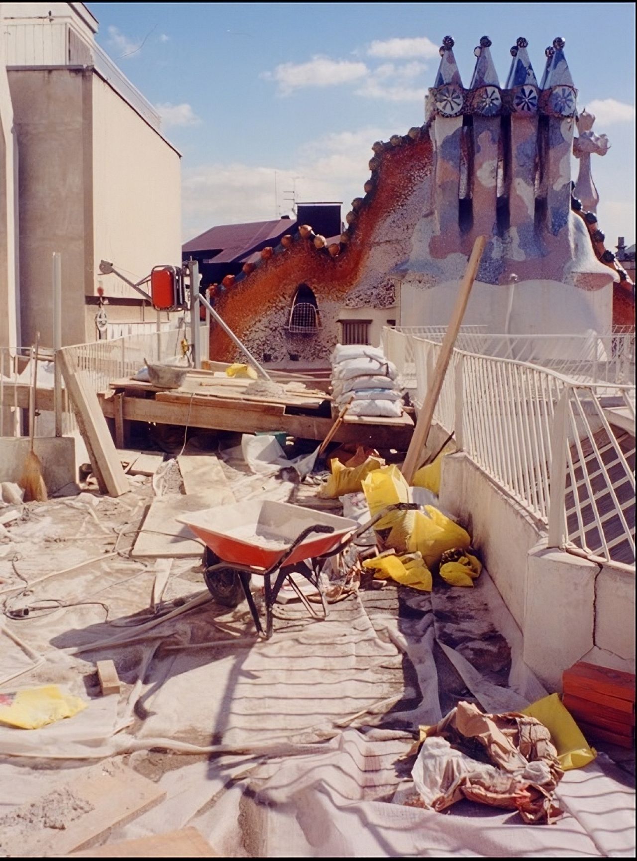 Restauration work in progress at Casa Battló