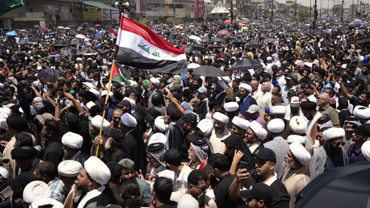 مظاهرات حاشدة في بغداد دعمًا لإيران ورفضًا للحرب