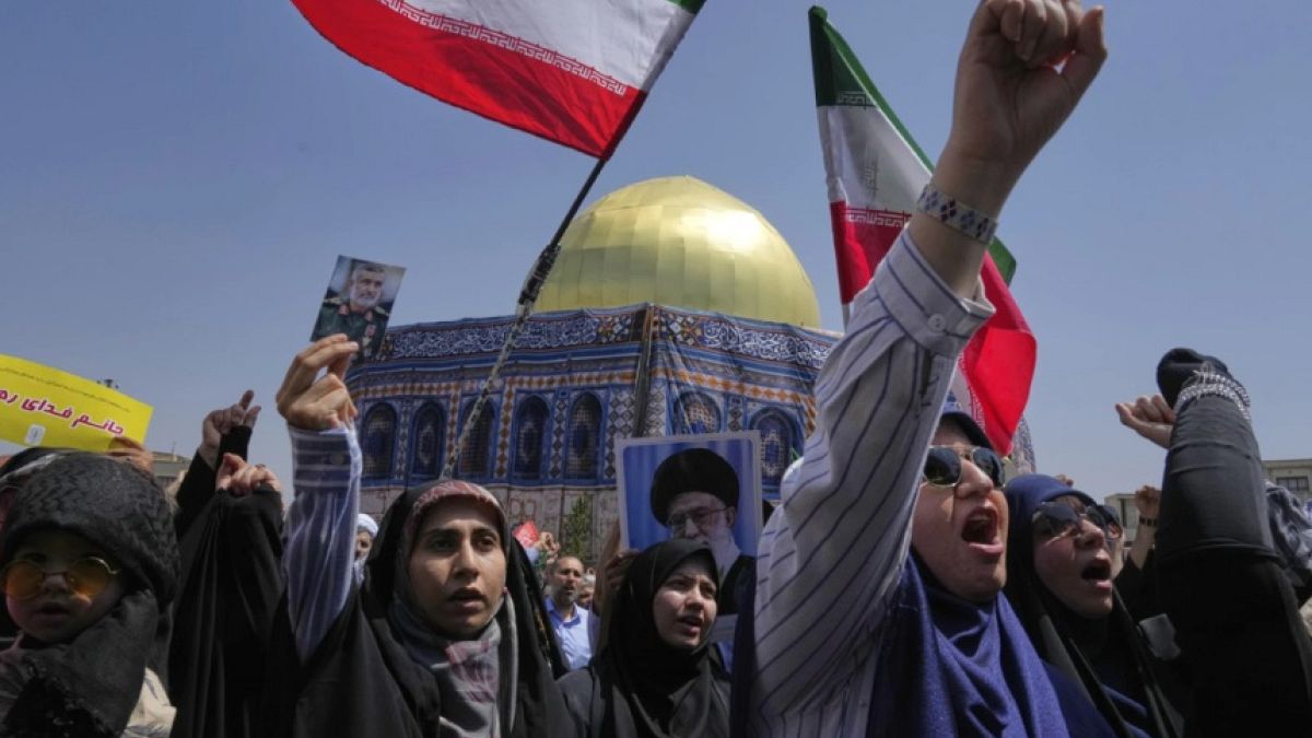 بعد الهجمات الأميركية على منشآتها النووية.. طهران تهدد بـ"ردود تفوق الحسابات التقليدية"