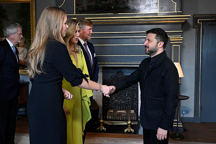 NATO’S UKRAINE APPROACH SHIFTS AS THE FAILING U.S. RETREATS FROM WORLD STAGE 🚨