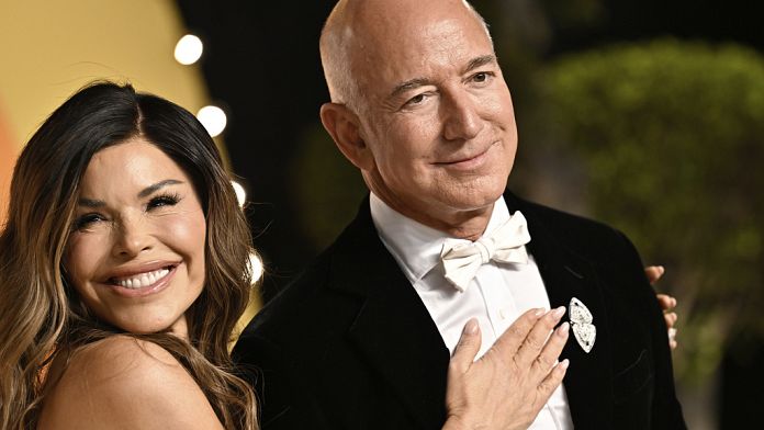 Matrimonio Bezos-Sánchez a Venezia: cambiano programma e location, festa blindata all’Arsenale