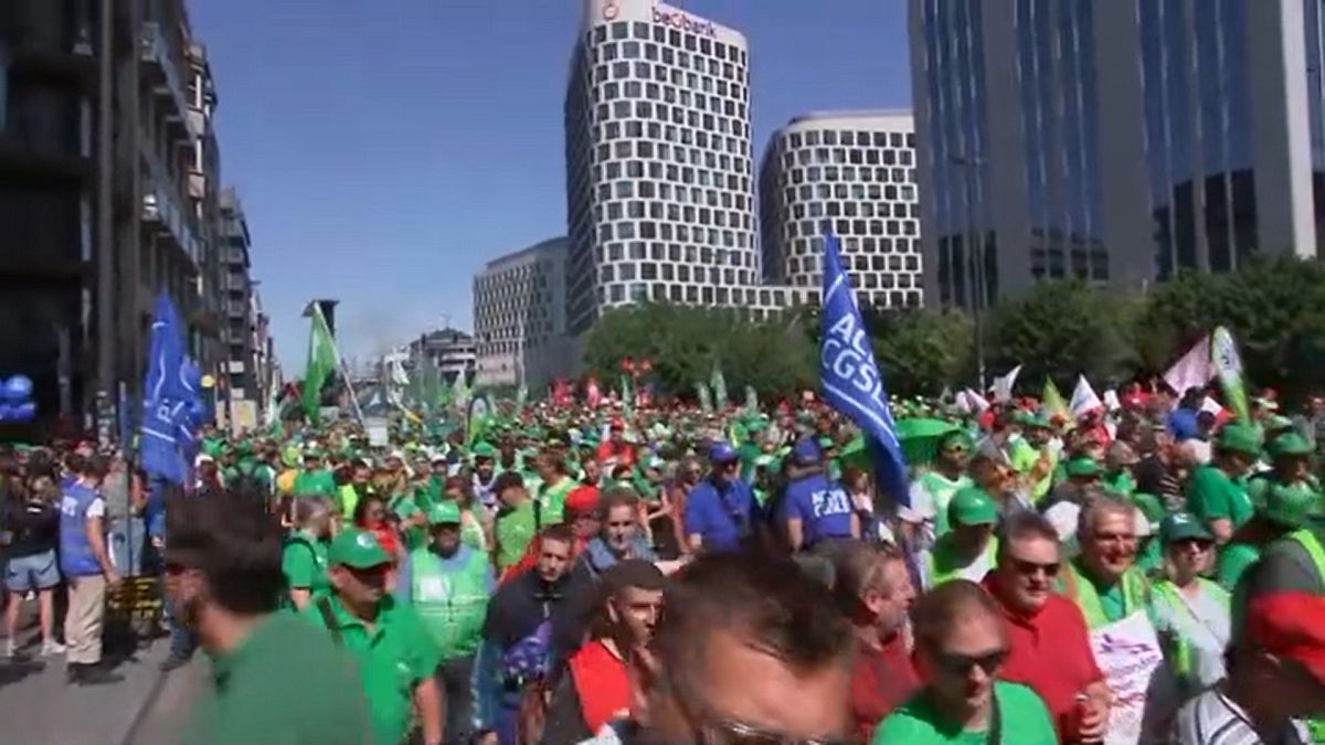 Flights cancelled in Brussels amid strike over proposed pension reform