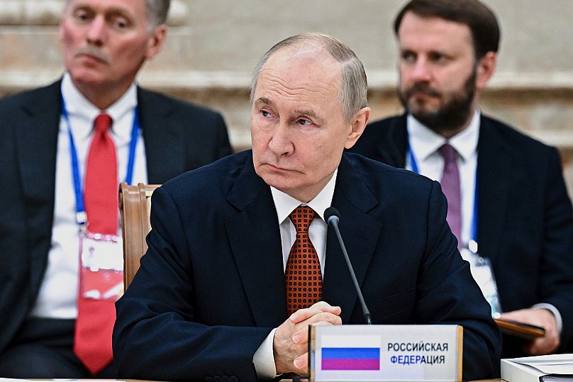 Prezydent Rosji Władimir Putin uczestniczy w posiedzeniu Najwyższej Euroazjatyckiej Rady Gospodarczej w rozszerzonym formacie w Mińsku, 27 czerwca 2025 r.