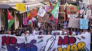 Demonstration in Venice against Bezos' wedding