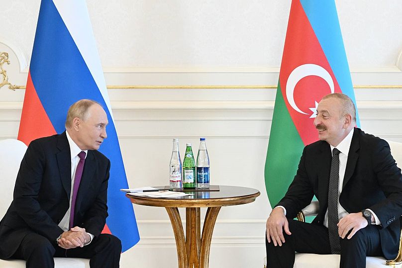Ilham Alijev azerbajdzsáni és Vlagyimir Putyin orosz elnök
