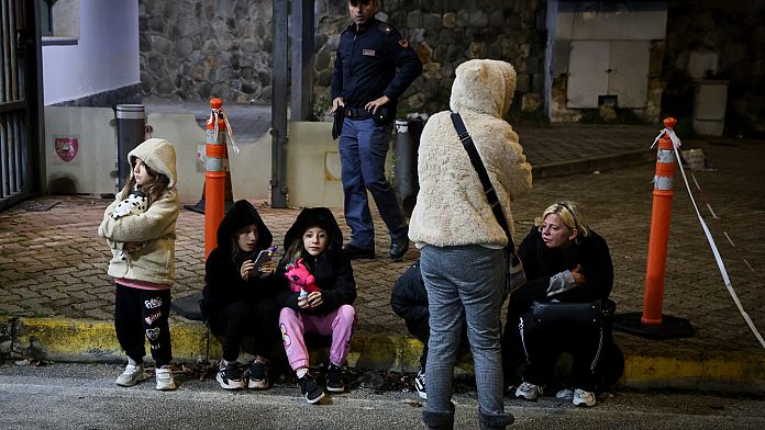 Campi Flegrei, nuova scossa di terremoto: magnitudo 4.6, la peggiore degli ultimi decenni