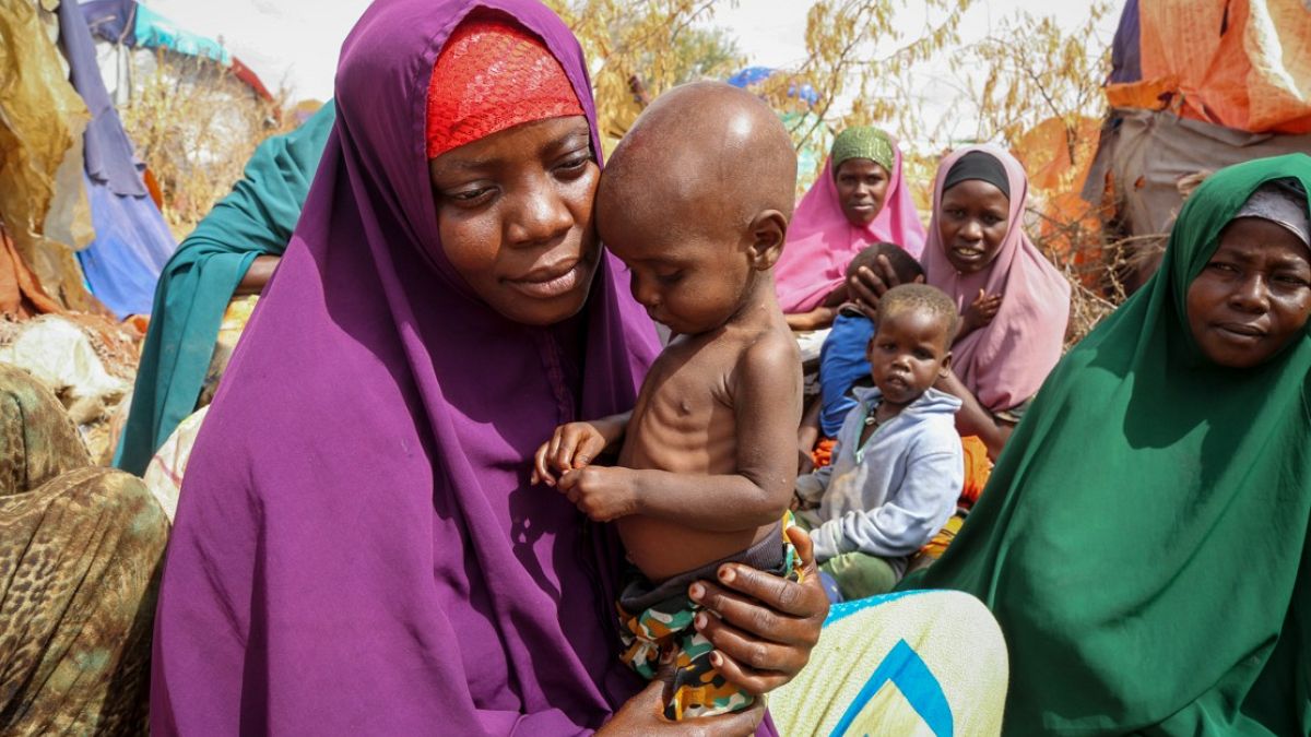 تخفيضات ترامب للمساعدات تهدّد بكارثة إنسانية: 14 مليون وفاة محتملة بحلول 2030