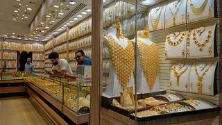 طلافروشی در دبی در ماه آوریل ۲۰۲۵