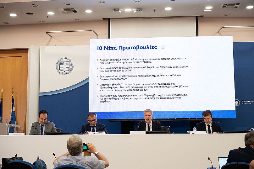Apresentação de medidas contra a violência