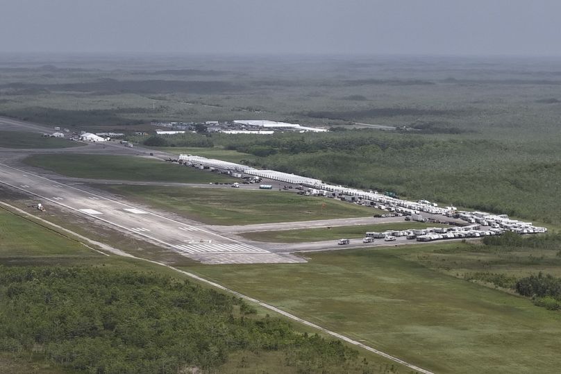 Centro de detención de inmigrantes en el aeródromo propiedad del condado de Miami Dade en la Reserva Nacional Big Cypress, al oeste del centro de Miami, el 27 de junio de 2025
