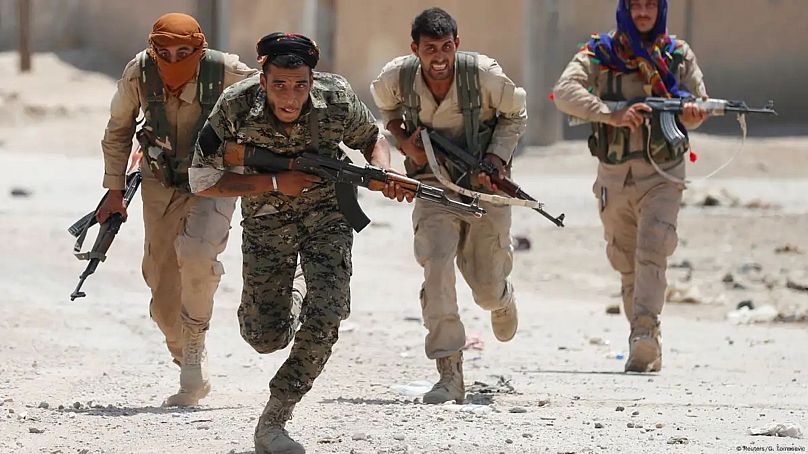 Kurd fegyveresek a Kalifátus elleni harcban, 2018