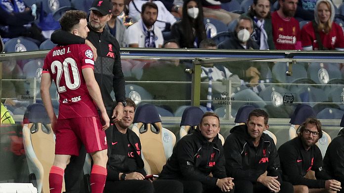 I tifosi del Liverpool Fc chiedono al club di ritirare la maglia di Diogo Jota dopo la sua morte