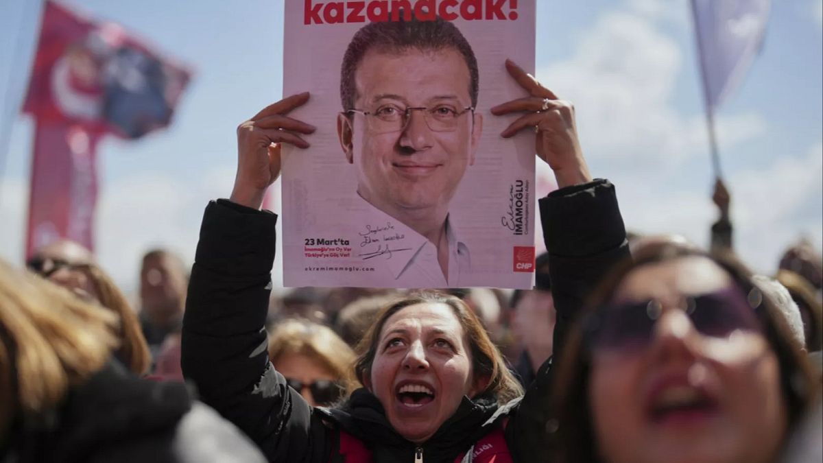 Ekrem İmamoğlu hakkında 'sahte diploma' iddianamesi: 8 yıl 9 aya kadar hapis ve siyasi yasak
