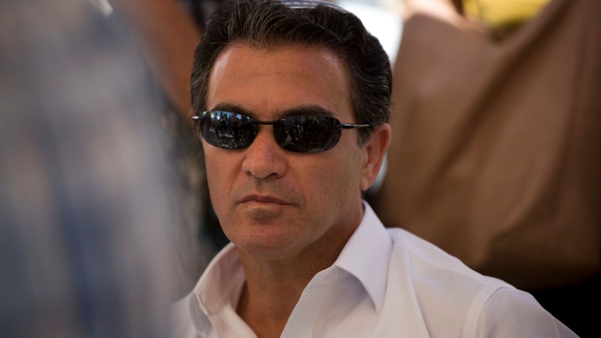 من "البيجر" إلى الاغتيالات.. كيف مهّد يوسي كوهين الطريق لاختراق حزب الله وإيران؟