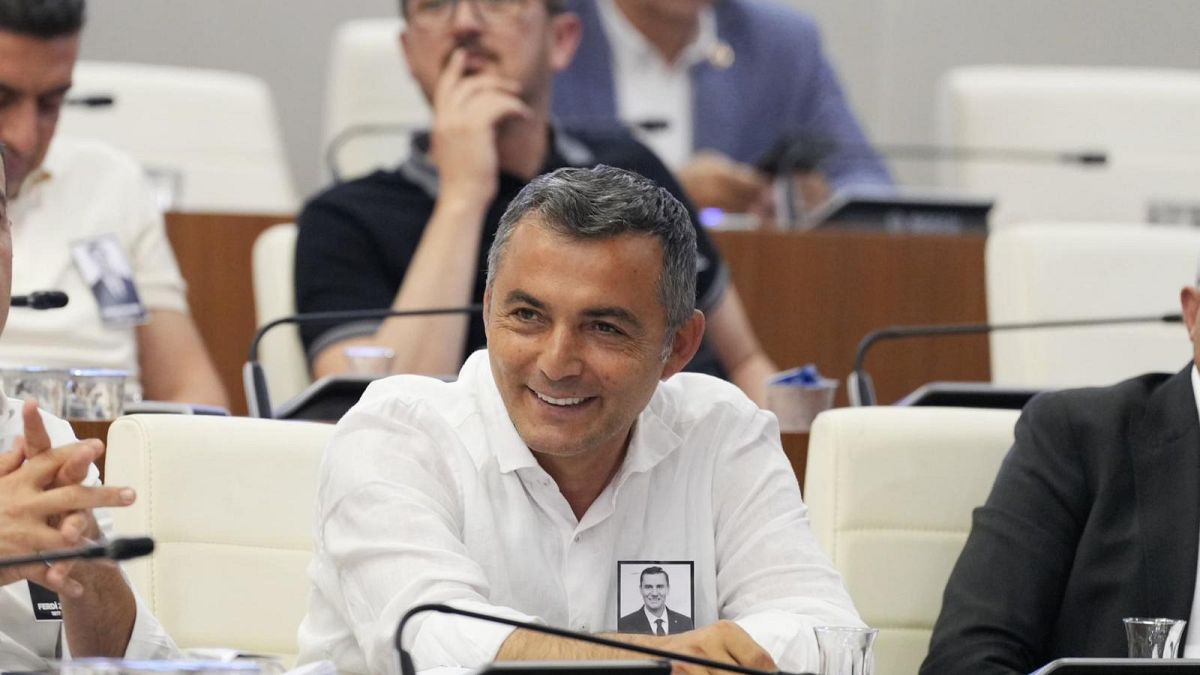 CHP’li Manavgat Belediyesi’ne operasyon: Belediye başkanı Kara gözaltında