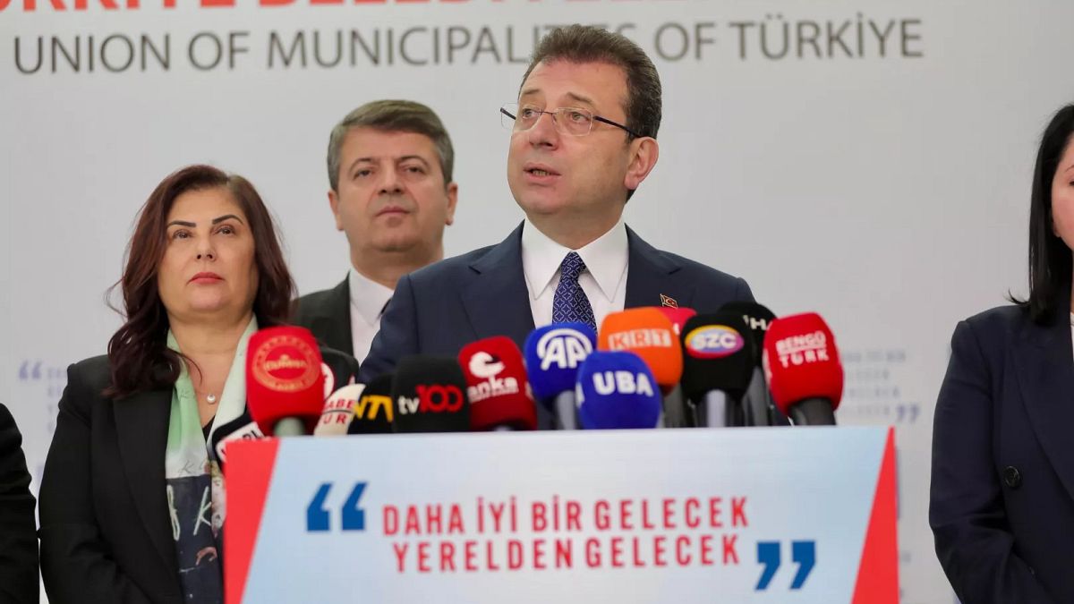 İmamoğlu'ndan AK Parti'ye, bürokrasiye ve iş dünyasına: Kriz siyasetinden yorulmadınız mı?