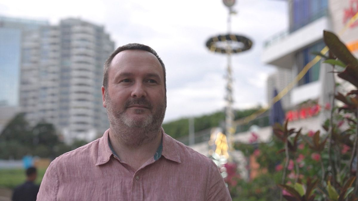 Meet the British expat finding connection in Shenzhen through maths, family life and park runs