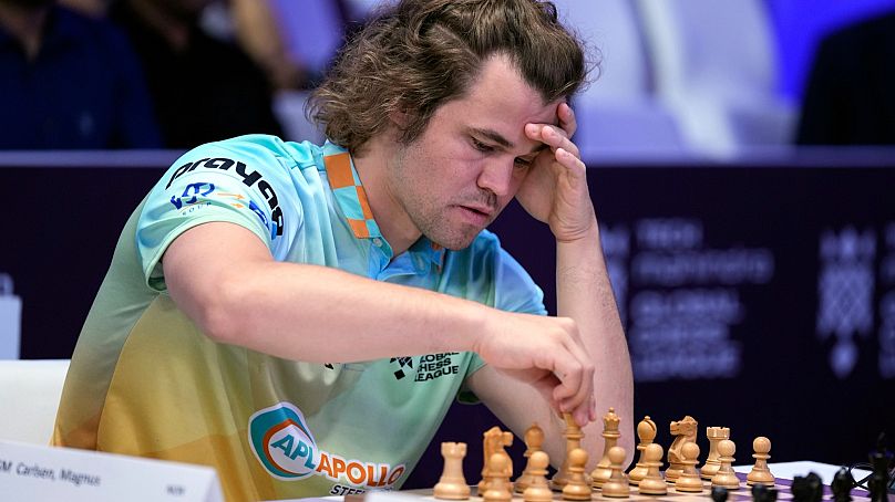 Magnus Carlsen of SG Alpine Warriors faces Jan-Krzysztof Duda of Chingari Gulf Titans during the Global Chess League in Dubai on 1 July 2023.