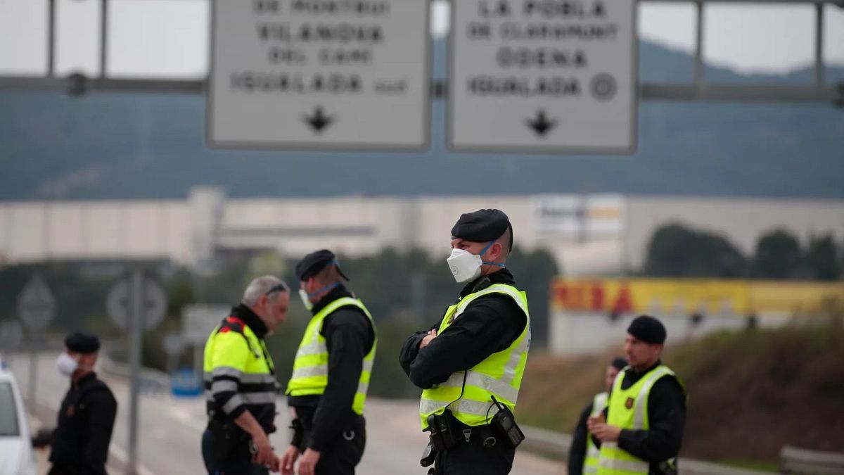 Espagne : un homme tue son frère et blesse 5 agents de la police catalane