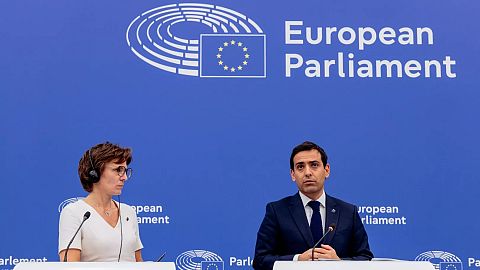 Press conference by Stéphane Séjourné, Executive Vice-President of the European Commission, on the right and Jessika Roswall, European Commissioner, on the Chemicals package.