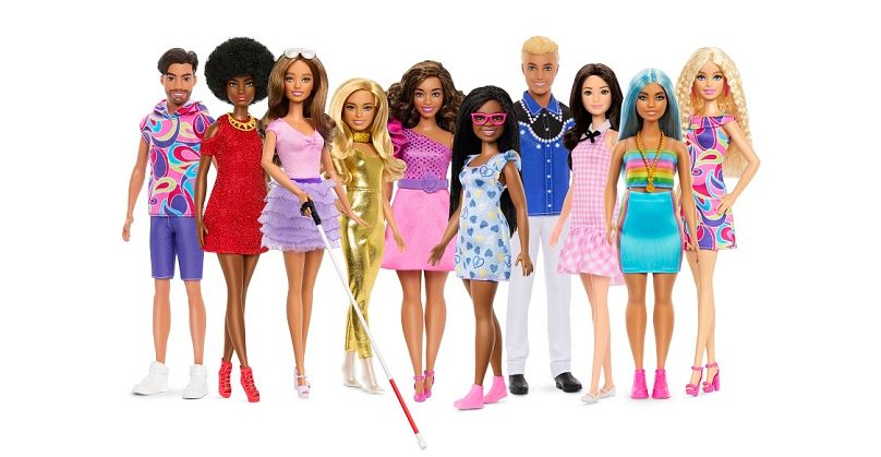 The Fashionistas collection include, among others, blind dolls, dolls with Down syndrome, dolls with prosthetic legs and dolls with hearing aids.