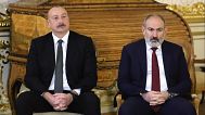 نیکول پشینیان نخست وزیر ارمنستان و الهام علی اف رئیس جمهور آذربایجان در سن پترزبورگ روسیه، سه شنبه، 26 دسامبر 2023. 