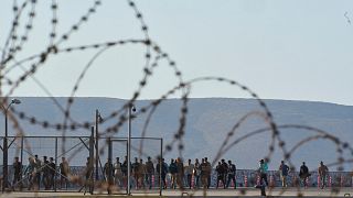 La Grèce suspend les demandes d’asile des migrants venus d’Afrique du Nord