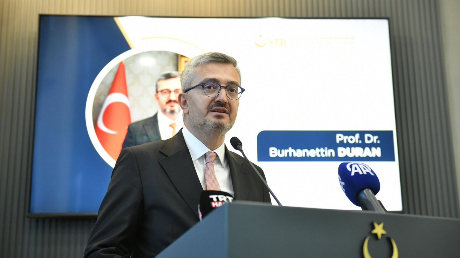 Yeni İletişim Başkanı Burhanettin Duran, 30 Ekim 2024