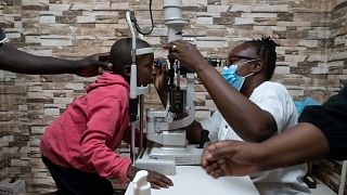 Burkina Faso : Claudette Yaméogo, une ophtalmologue au chevet des enfants