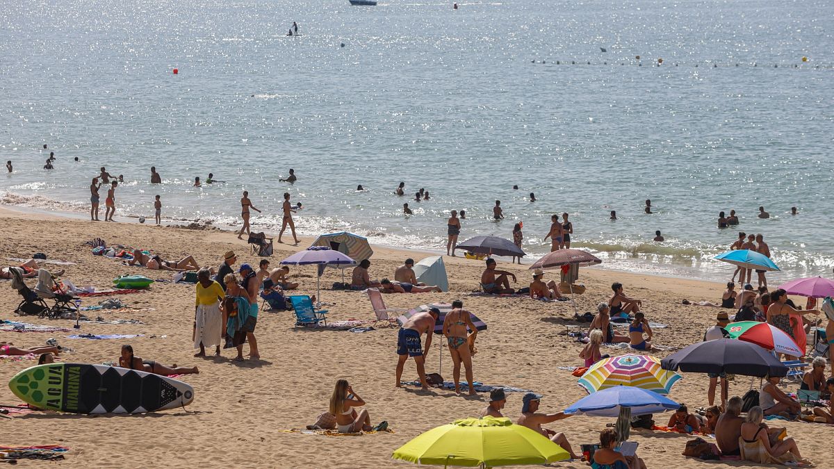 Économie : le budget vacances d'été des Portugais est à la baisse
