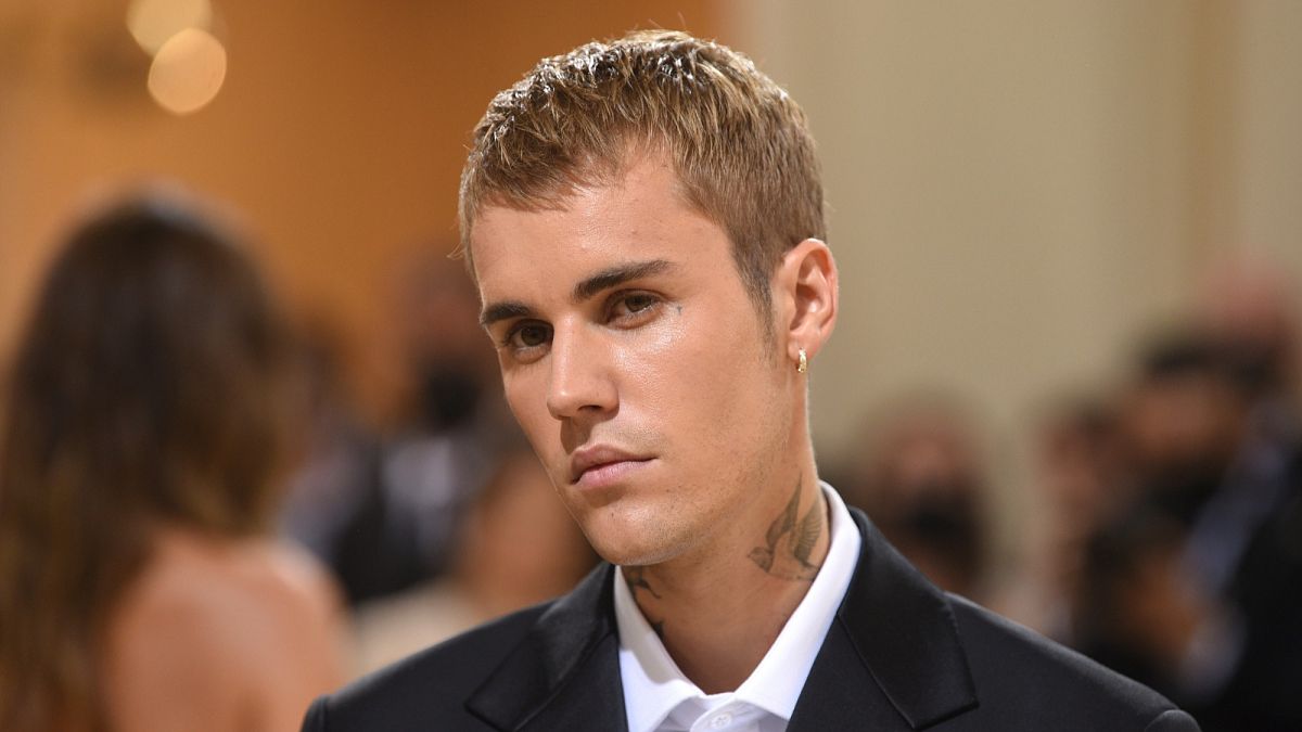 Justin Bieber surprises fans with release of 'Swag' - his long-awaited seventh album