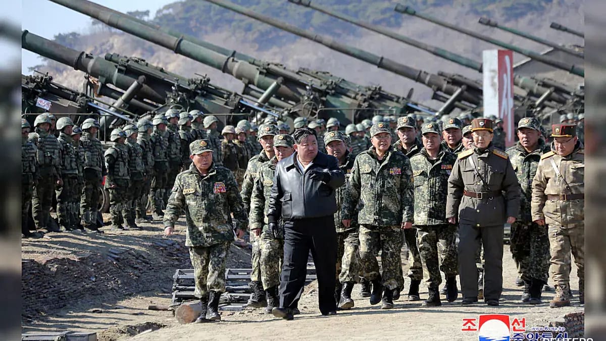Észak-Korea „feltétel nélküli” támogatása Oroszországnak: új fegyverszállítmányok és a háború következményei Észak-Korea „feltétel nélküli” támogatása Oroszországnak: új fegyverszállítmányok és a háború következményei