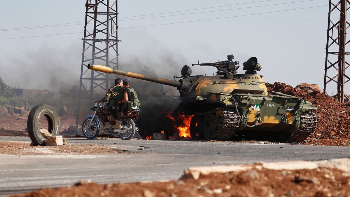Syrie : Israël frappe des chars dans le sud du pays, alors que l'armée gouvernementale affronte les milices druzes