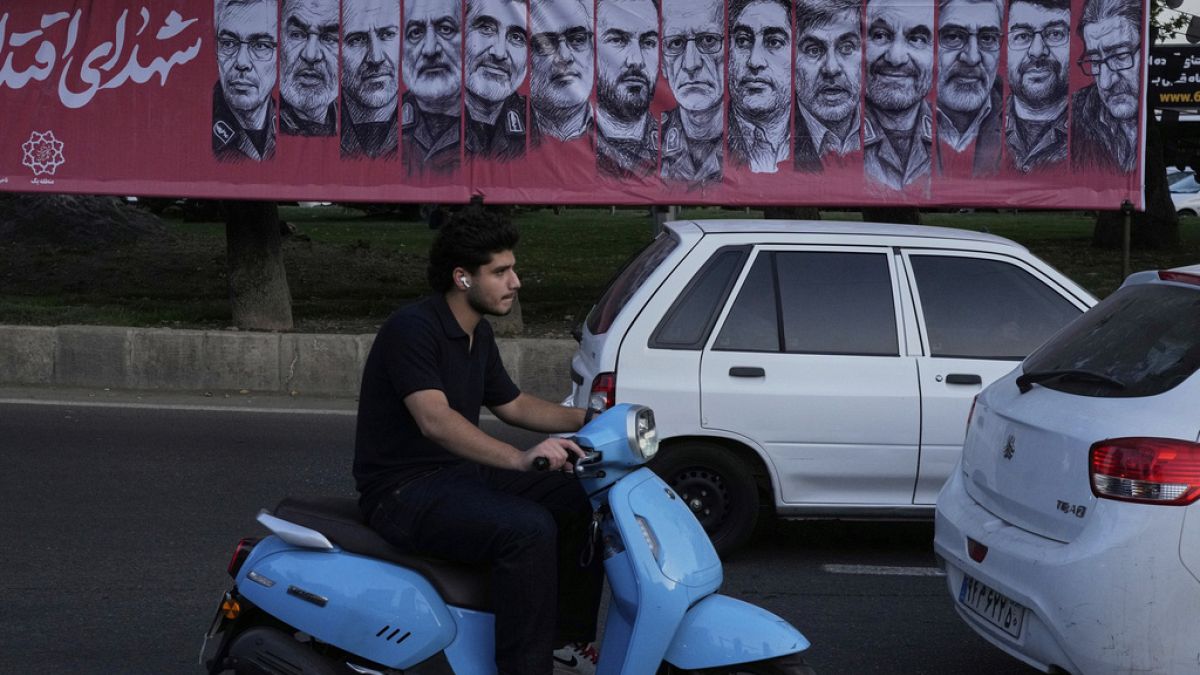 طهران في مرمى العقوبات مجددًا.. مهلة أوروبية أخيرة لإنقاذ الاتفاق النووي