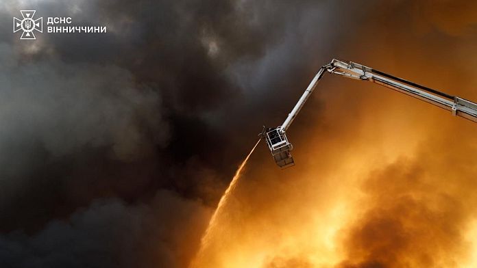 La Russia lancia una nuova ondata di attacchi notturni contro diverse città ucraine