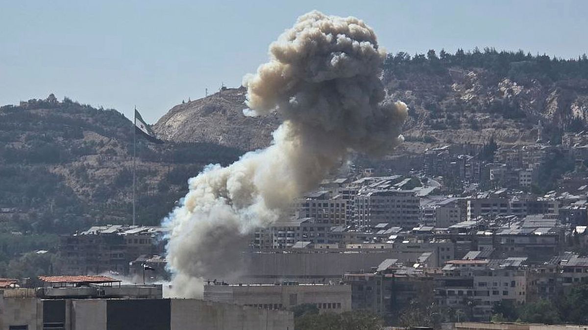 WATCH: Moment Israeli strikes hit Syrian Defence Ministry in Damascus