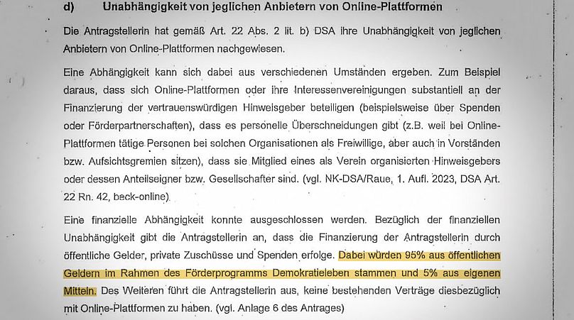 Klaus Müller (Verdes), diretor da Agência Federal da Rede, nomeia o "Respeito" como um sinalizador de confiança - apesar de o centro de informação ser financiado a 95%