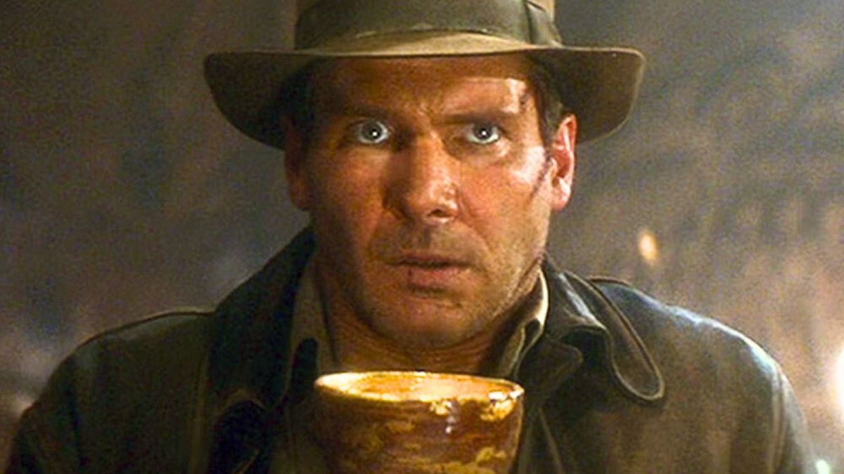 Chicote de Indiana Jones que pertenceu à Princesa Diana vendido em leilão após trenó de "Citizen Kane" ter batido recorde