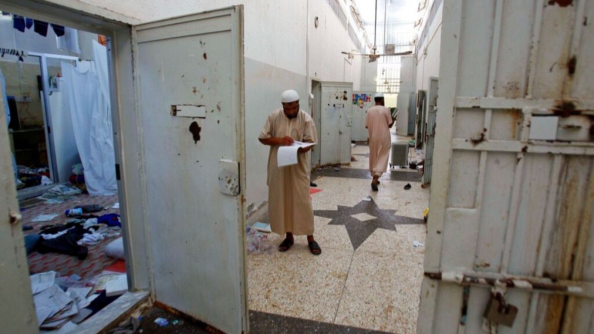 ألمانيا تلقي القبض على ليبي متهم باغتصاب وتعذيب معتقلات في سجن "معيتيقة"