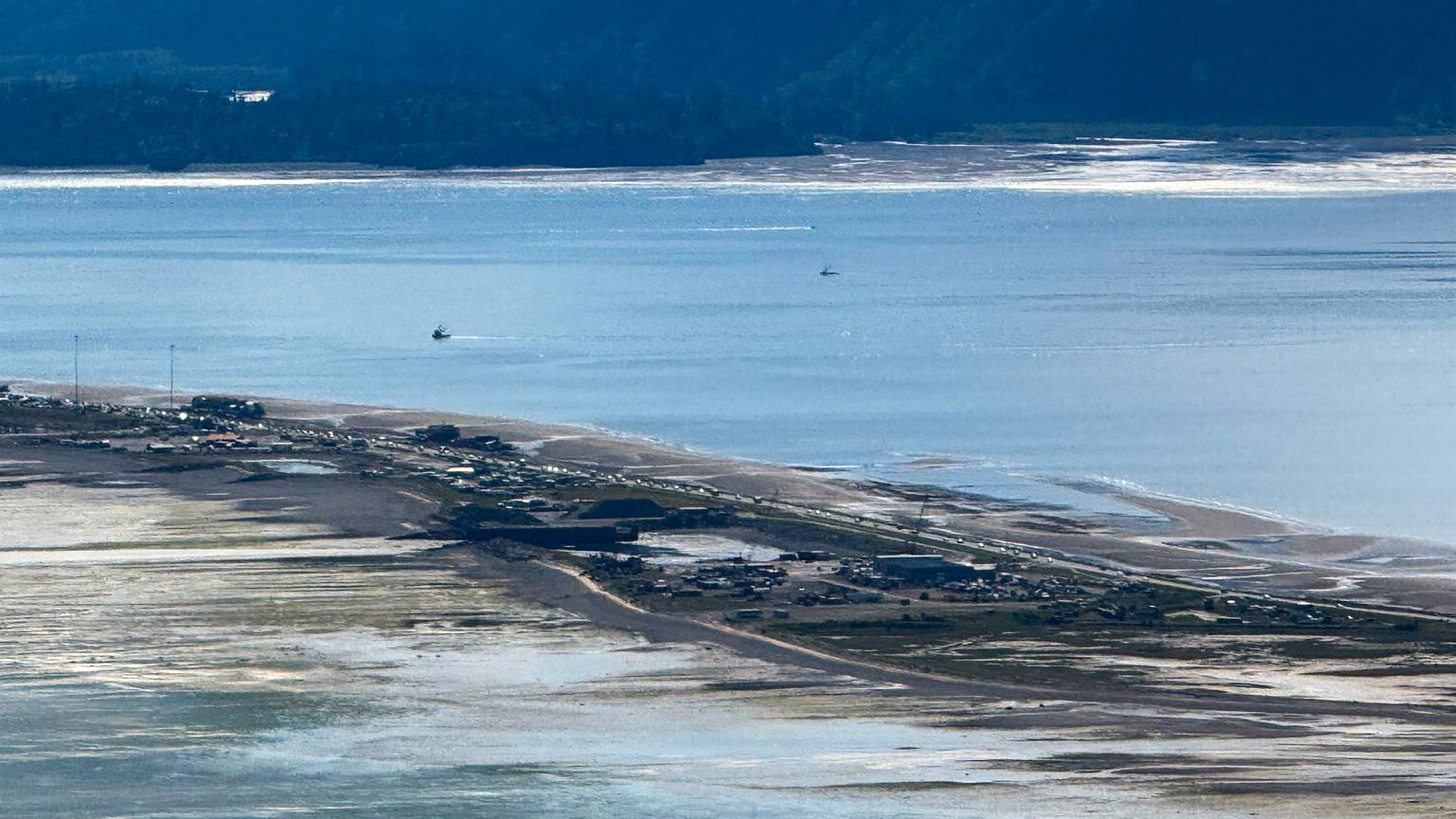 Tsunami threat lifted in Russia's Kamchatka after powerful 7.4 magnitude  earthquake | Euronews