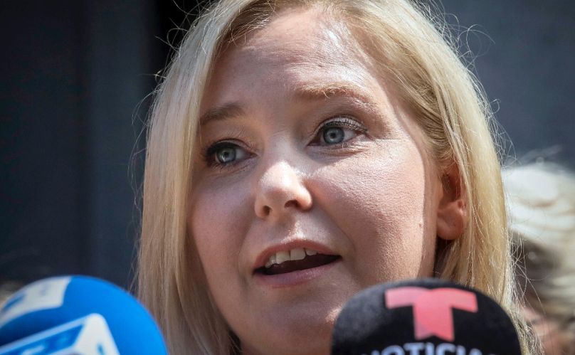 Virginia Giuffre a manhattani bíróság előtt, 2019 augusztusában