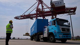 Zambie : la Chine expédie une flotte de camions miniers électriques
