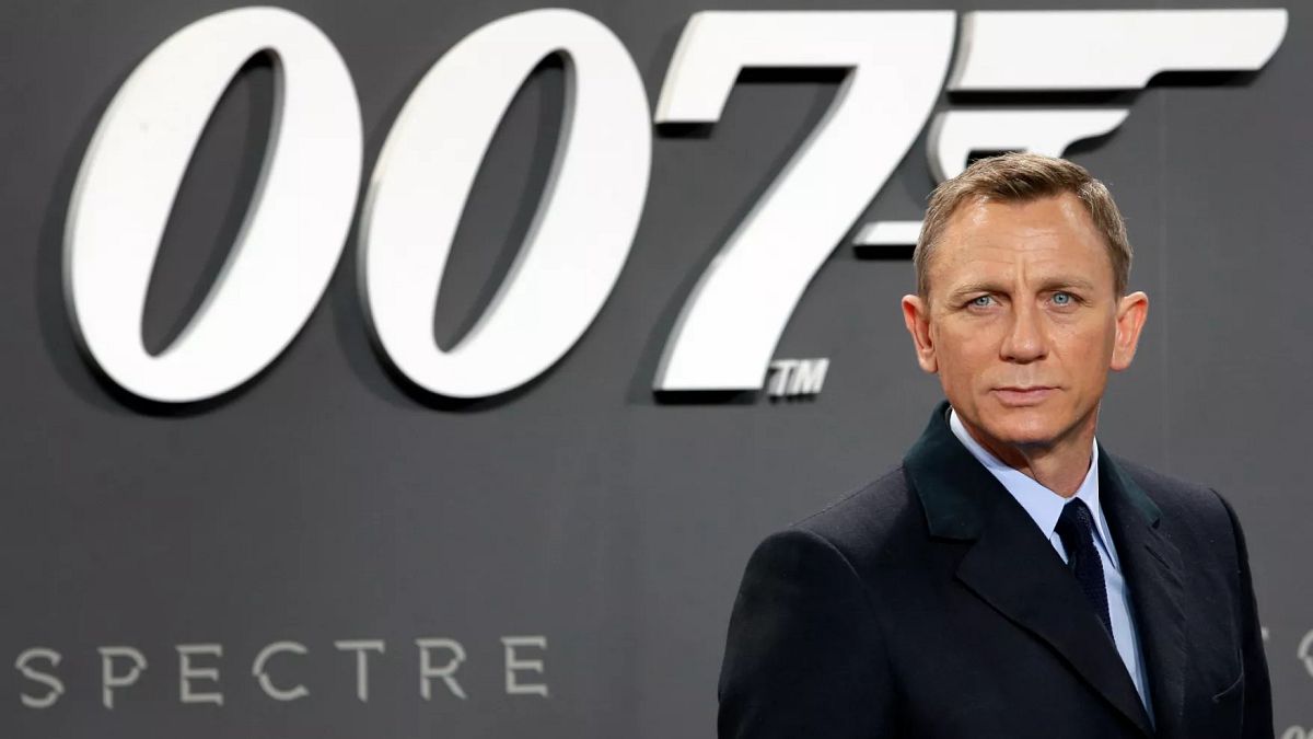 UK man obsessed with James Bond convicted of trying to spy for Russia