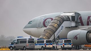  Nun ist wieder ein Flugzeug mit 43 ausreisepflichtigen Flüchtlingen von Leipzig aus gestartet - dieses Mal in den Irak.