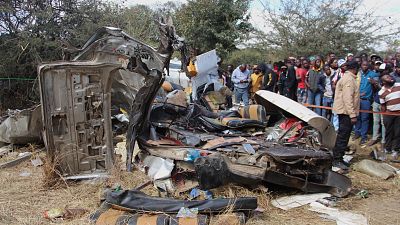 Zimbabwe : au moins 17 morts dans un accident de minibus-taxi